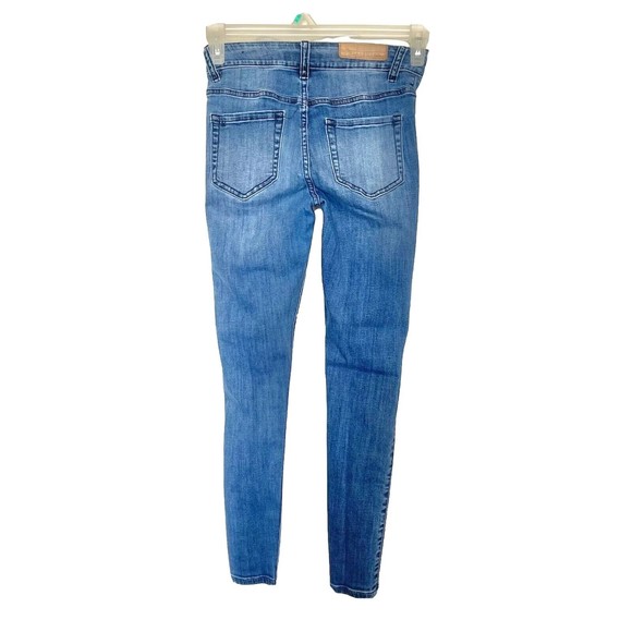 Blackheart Jegging Jeans Skinny Womens Size 3 Hot Topic Destroyed Distressed - Picture 2 of 12